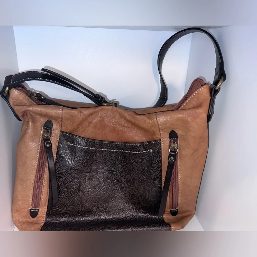 Gianni Bini, Light Brown w/dark brown embossed‎ leather bag. 11 X 13.5 X 4